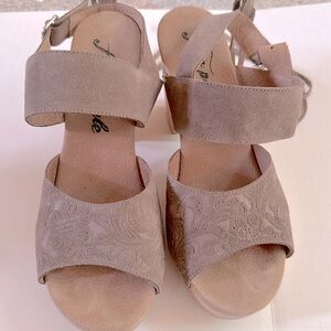 Free people clogs worn once